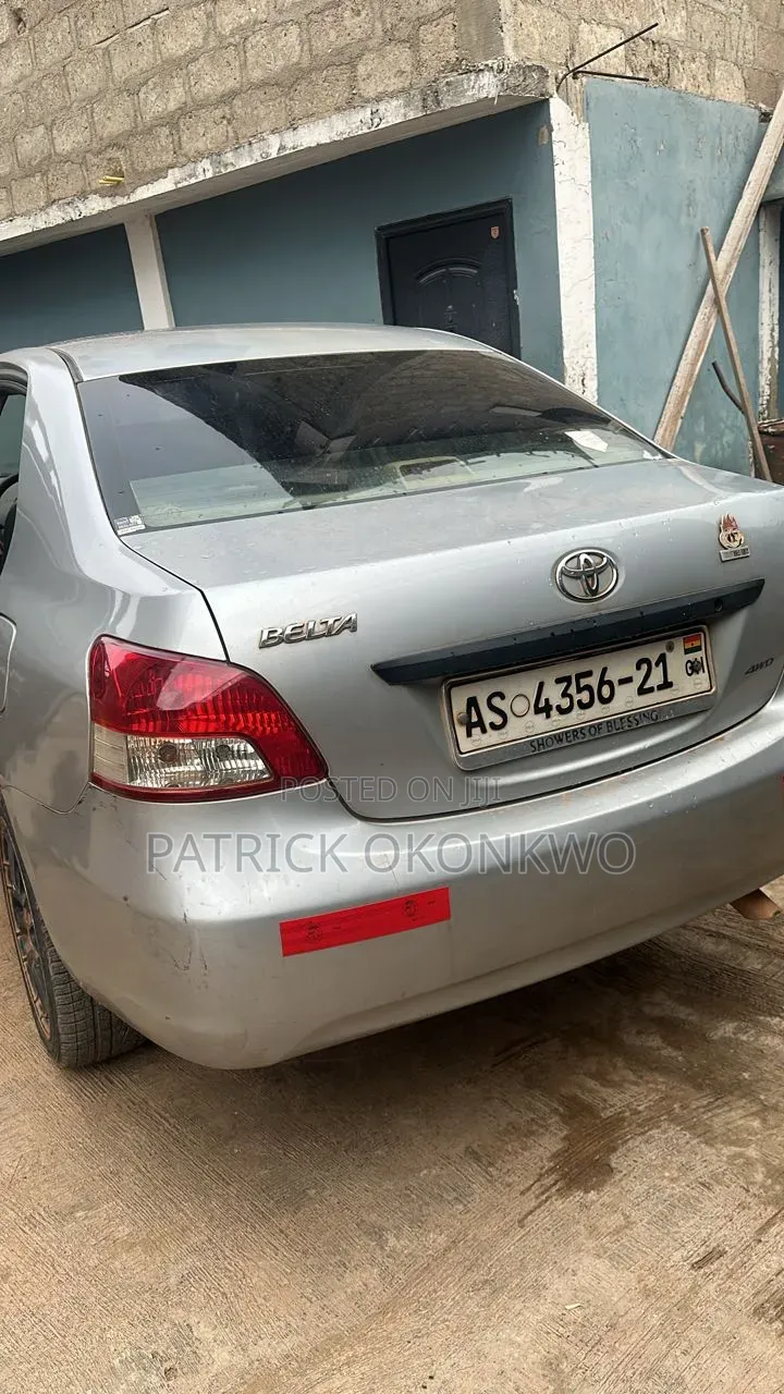 Toyota Belta 2009 Gray