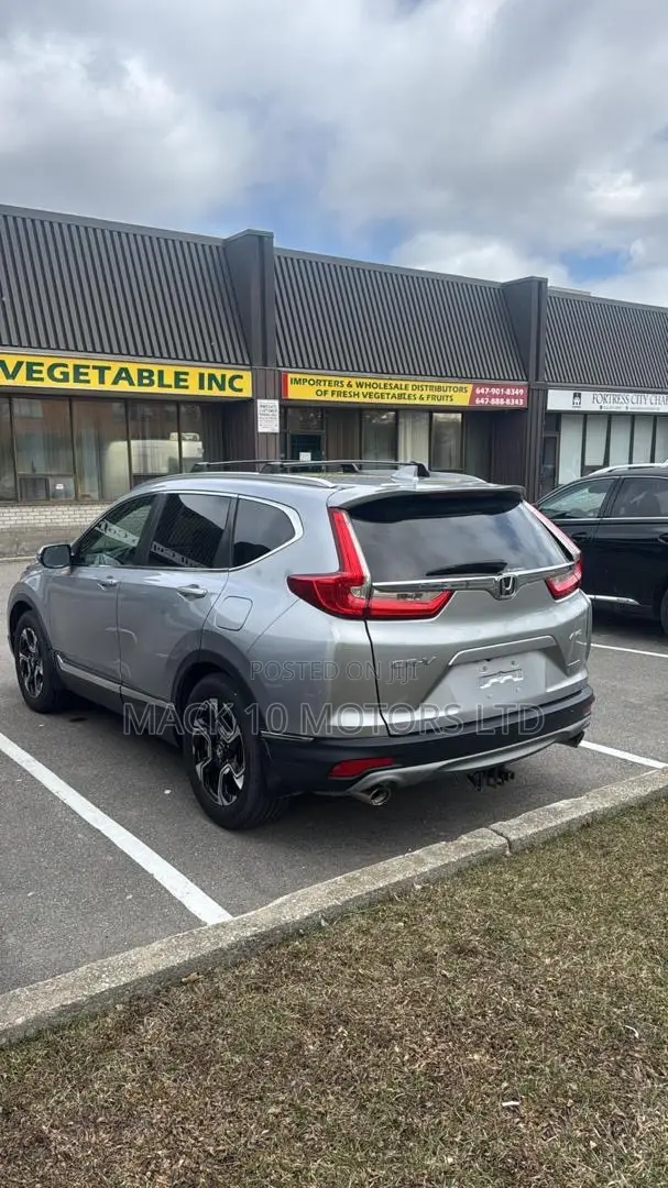 Honda CR-V Touring AWD 2018 Silver