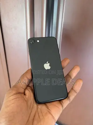Apple iPhone SE (2020) 64 GB Black