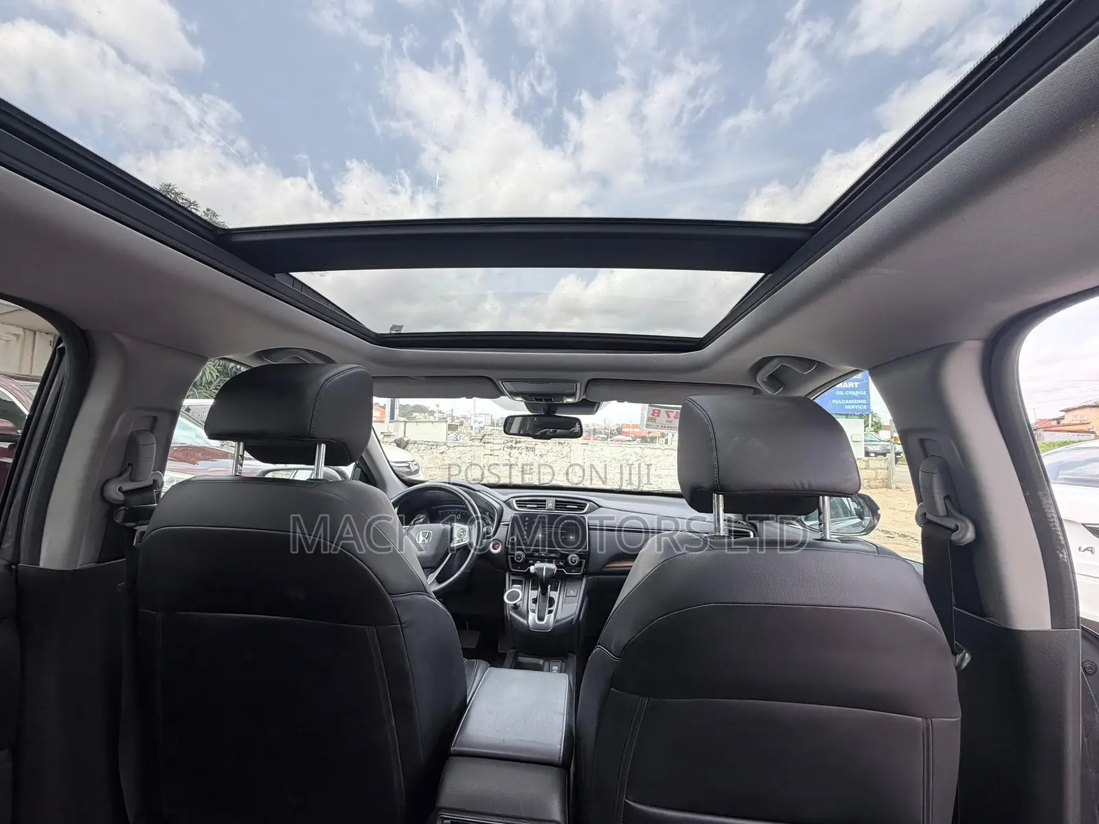 Honda CR-V Touring 4dr SUV AWD (1.5L 4cyl CVT) 2017 Gray