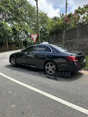 Mercedes-Benz E300 2018 Black