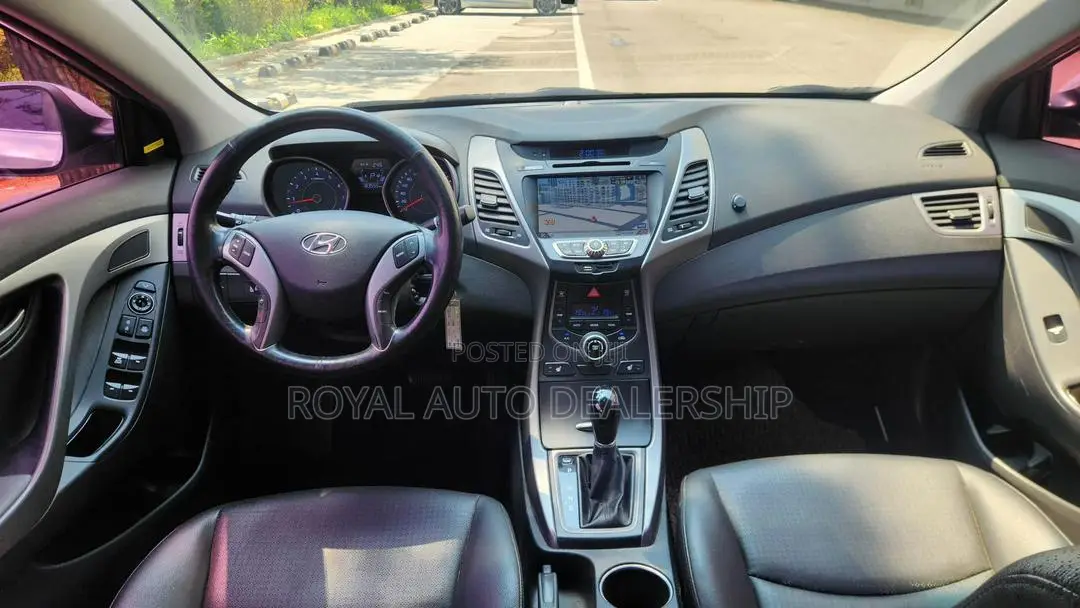 Hyundai Avante 2014 Gray
