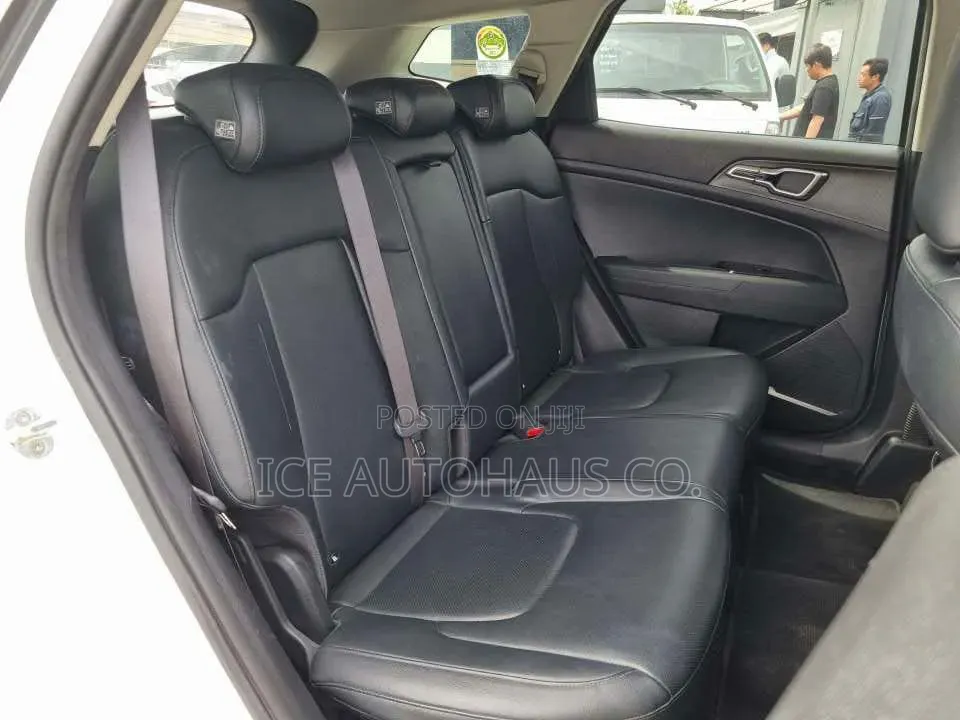 Kia Sportage 2022 White