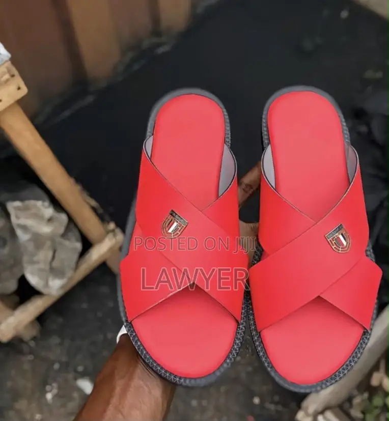 Unisex Slippers Hub