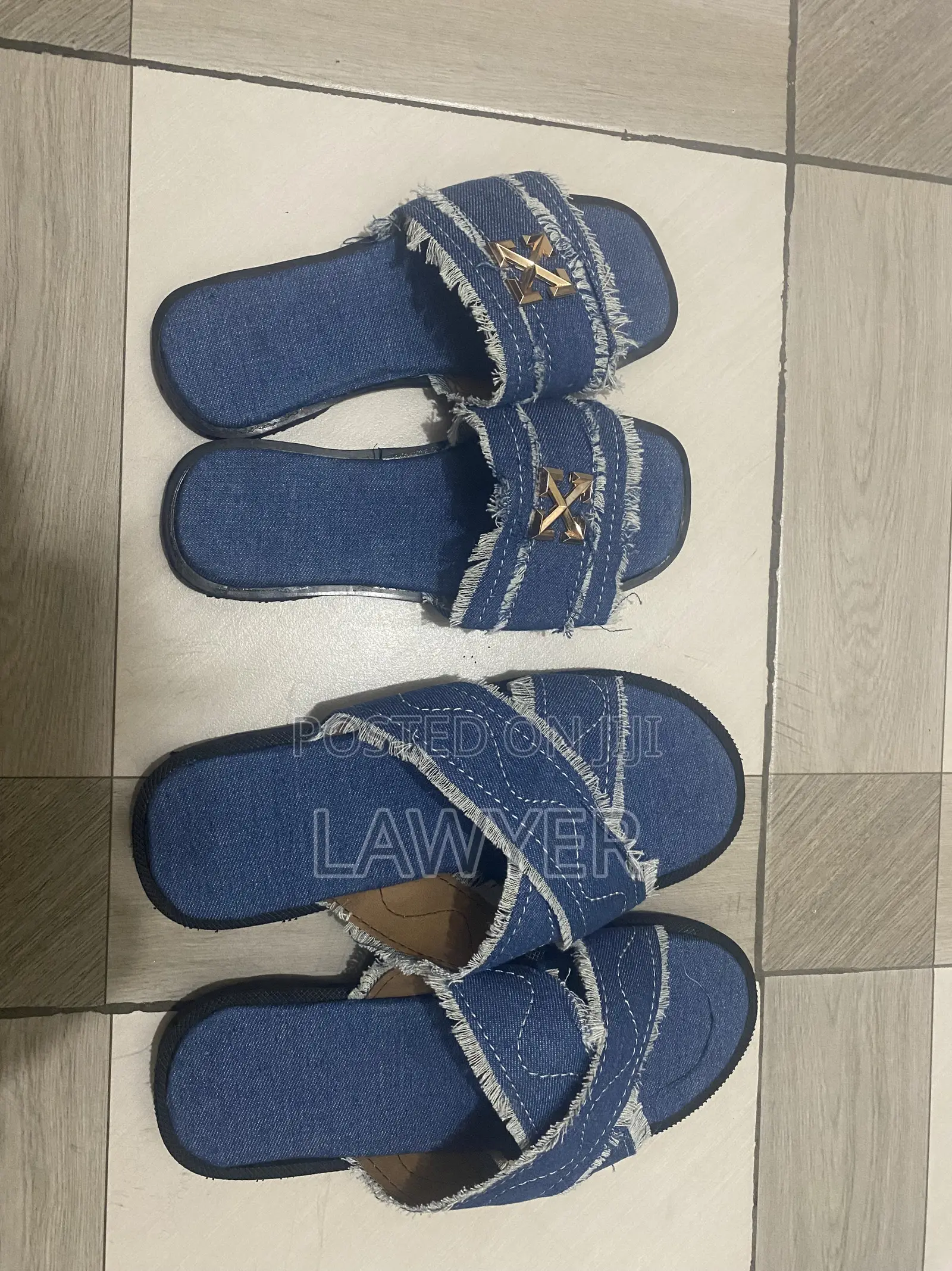 Unisex Slippers Hub