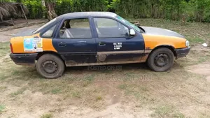 Opel Vectra 1.6i LS 1995 Blue