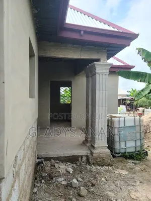 3bdrm House in Bosomtwe for sale