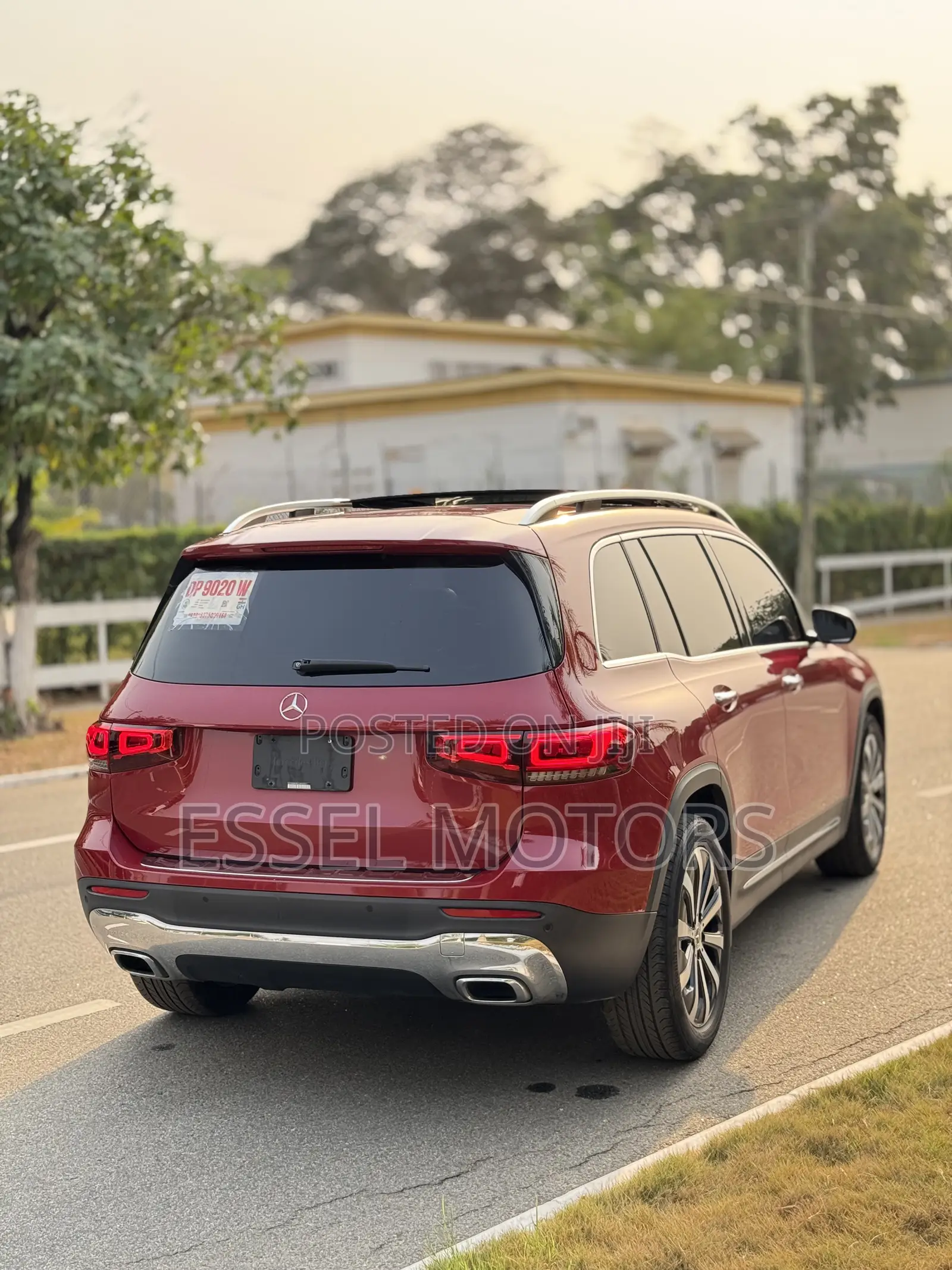 Mercedes-Benz GLB-Class GLB 250 4MATIC 2020 Red
