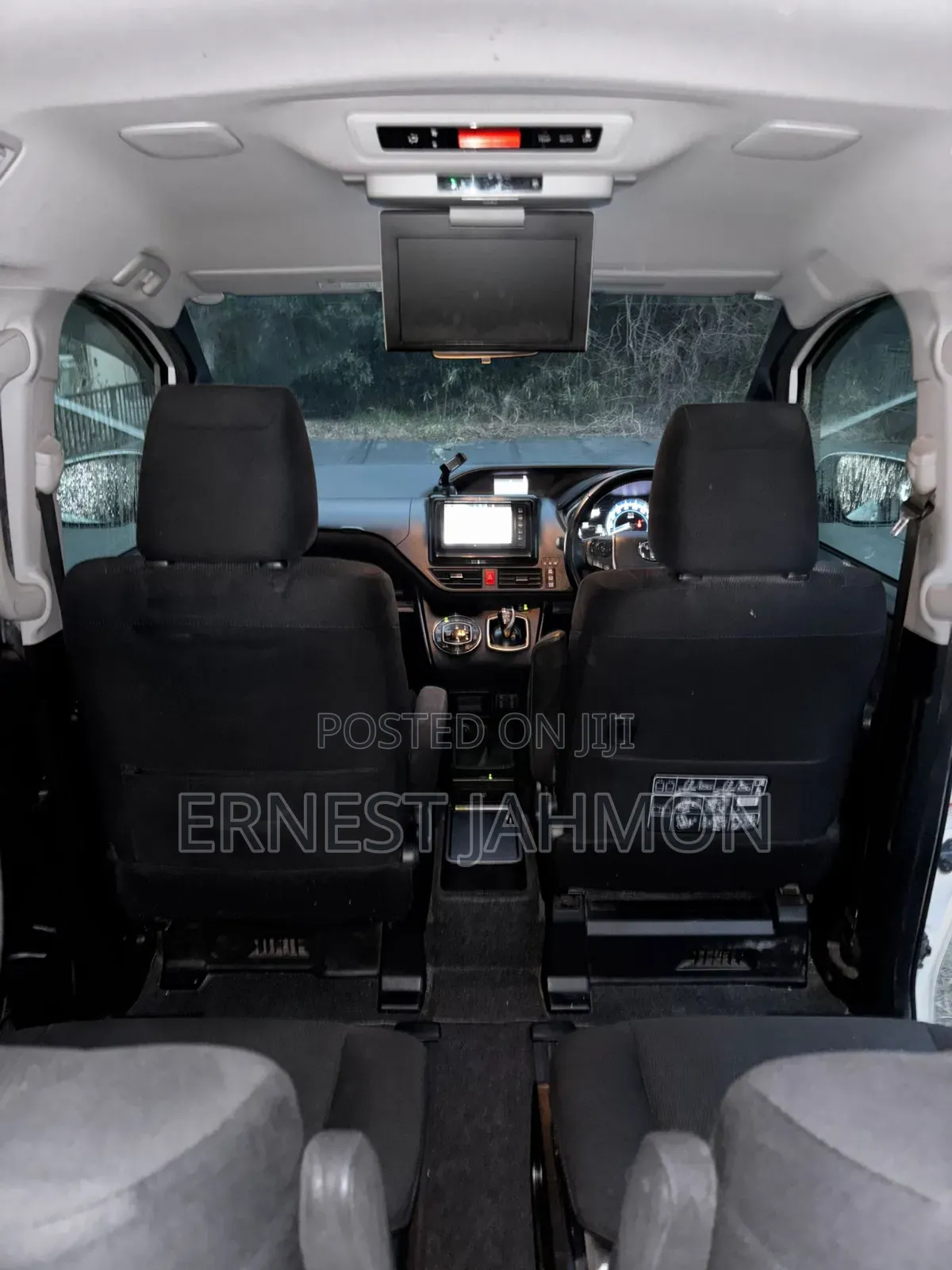 Toyota Voxy 2015 White