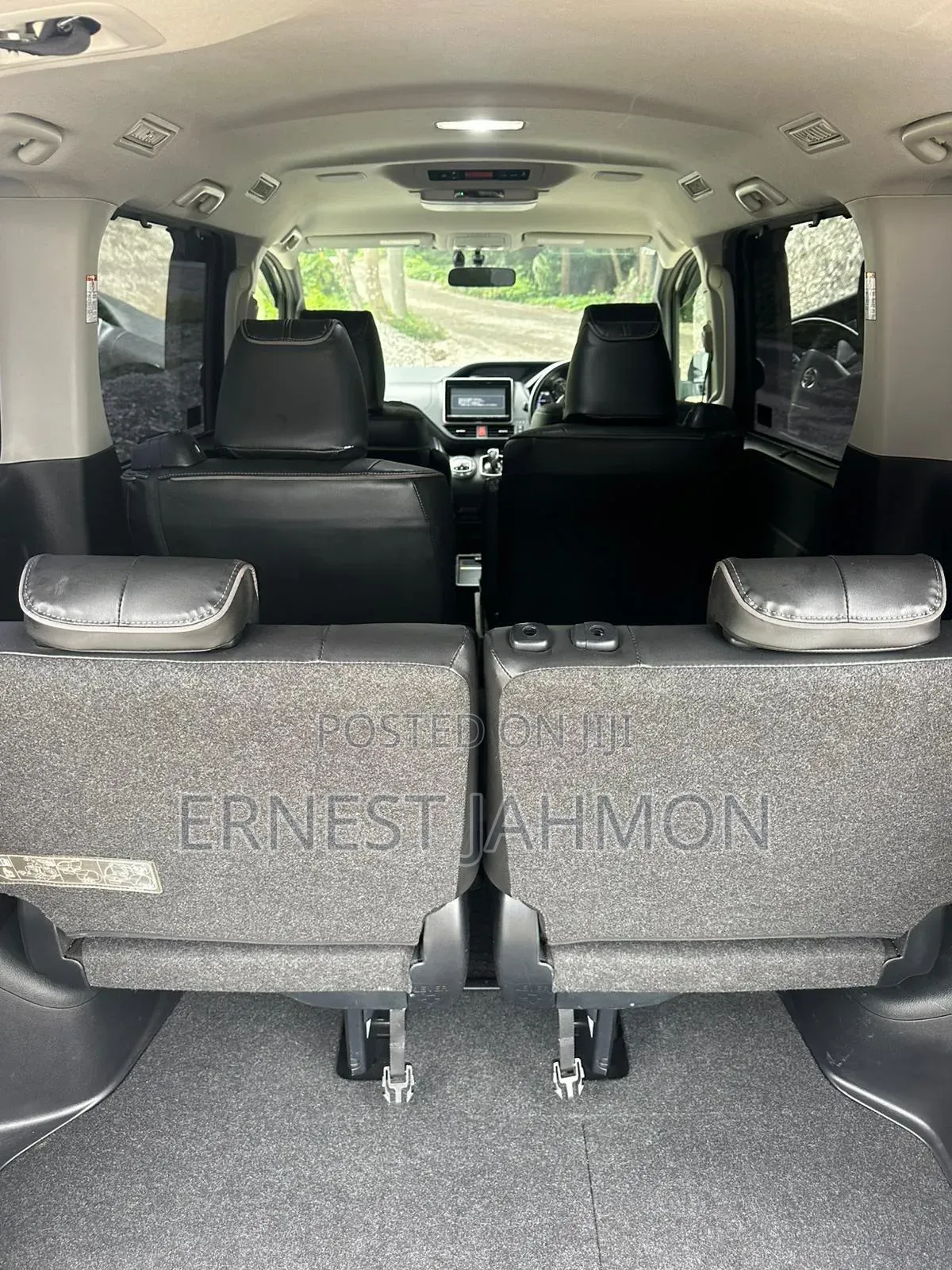 Toyota Voxy 2015 White