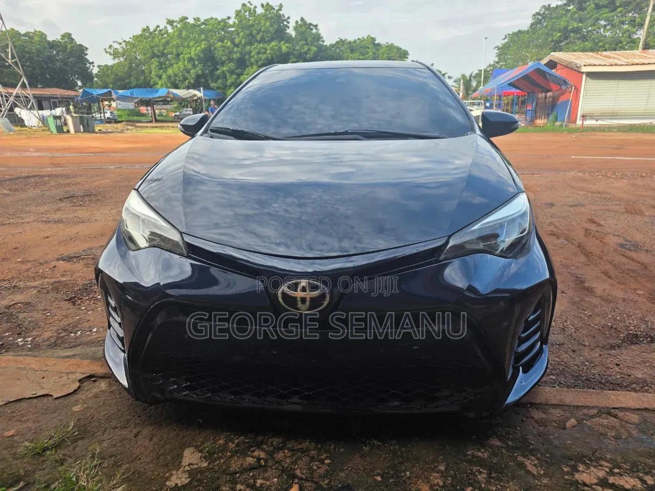 Toyota Corolla XSE (1.8L 4cyl 2A) 2019 Black