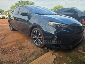 Toyota Corolla XSE (1.8L 4cyl 2A) 2019 Black
