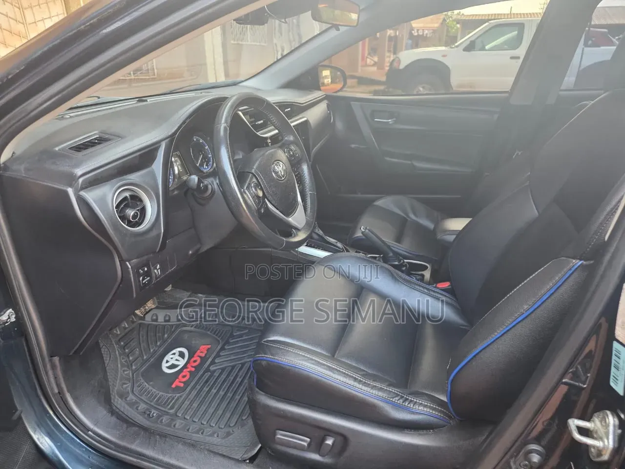 Toyota Corolla XSE (1.8L 4cyl 2A) 2019 Black
