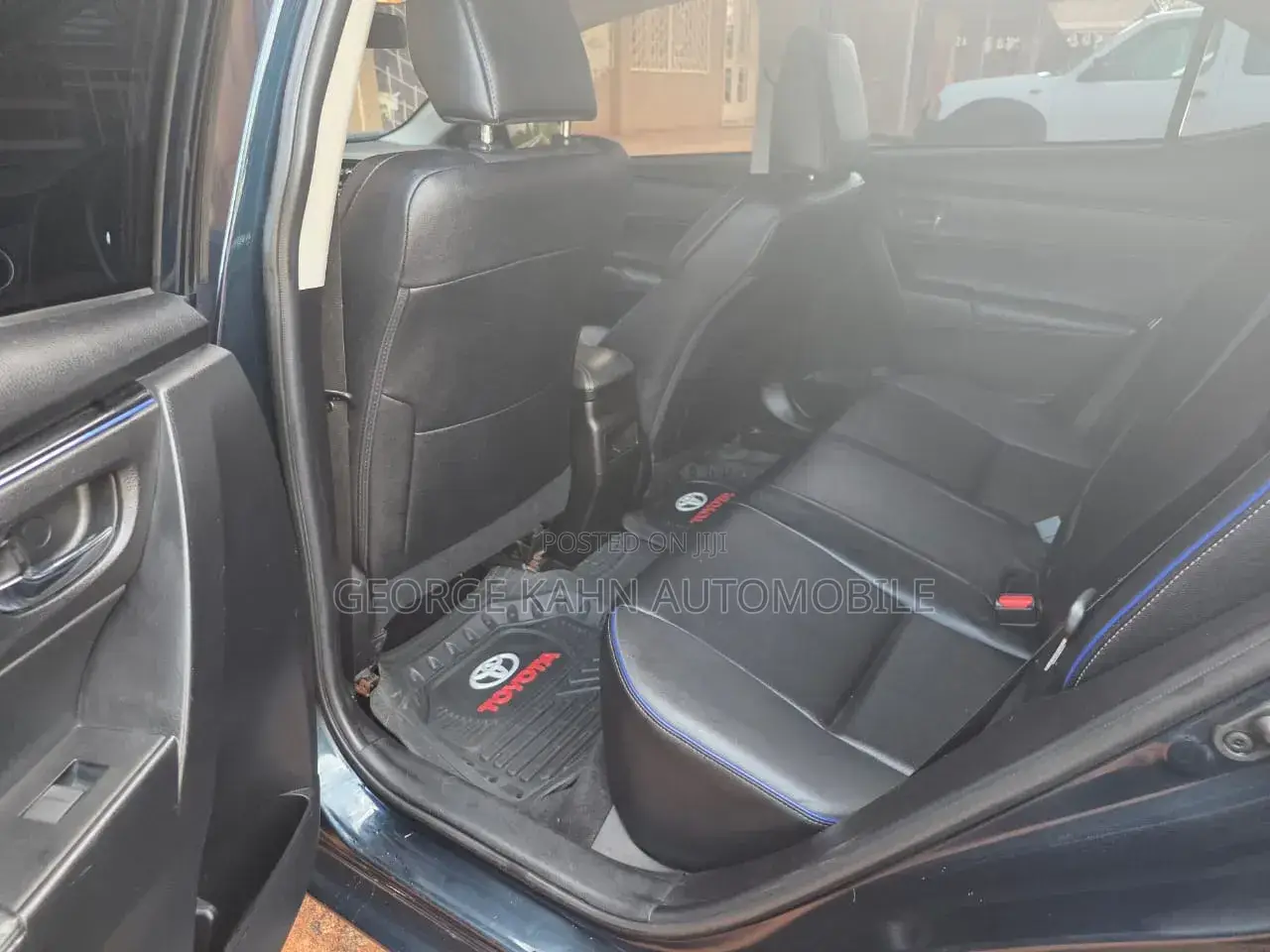 Toyota Corolla XSE (1.8L 4cyl 2A) 2019 Black