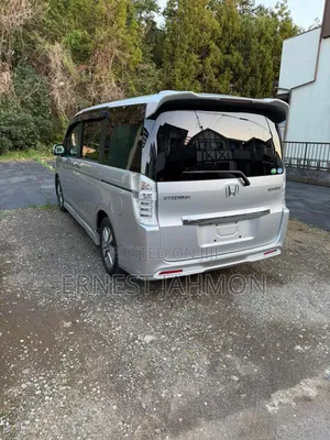 Honda Stepwgn 2016 Gray