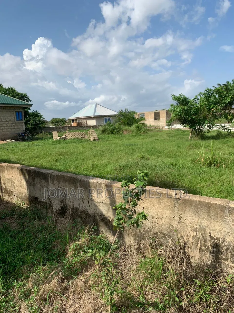 Plots With Genuine Documents for Sale at Ashalaja