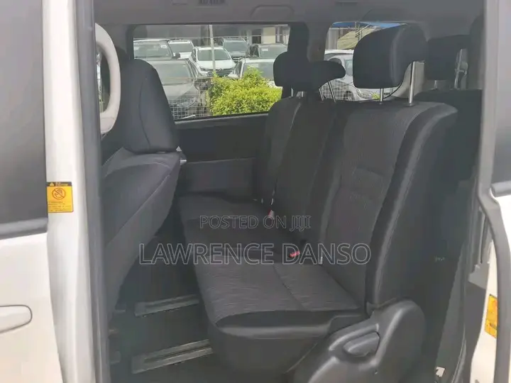 Toyota Voxy 2013 White