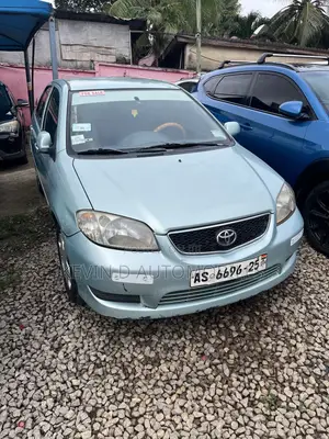 Toyota Vios 2010 Green