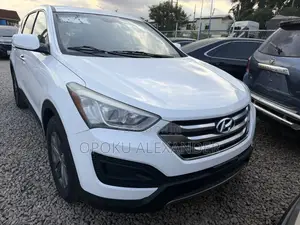Hyundai Santa Fe 2014 White