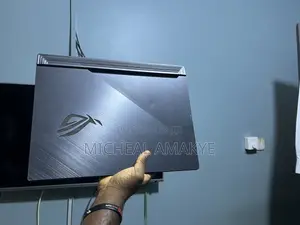 Laptop Asus ROG Strix G15 16GB Intel Core i7 SSD 1T