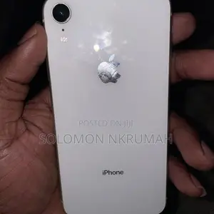 Apple iPhone XR 64 GB White