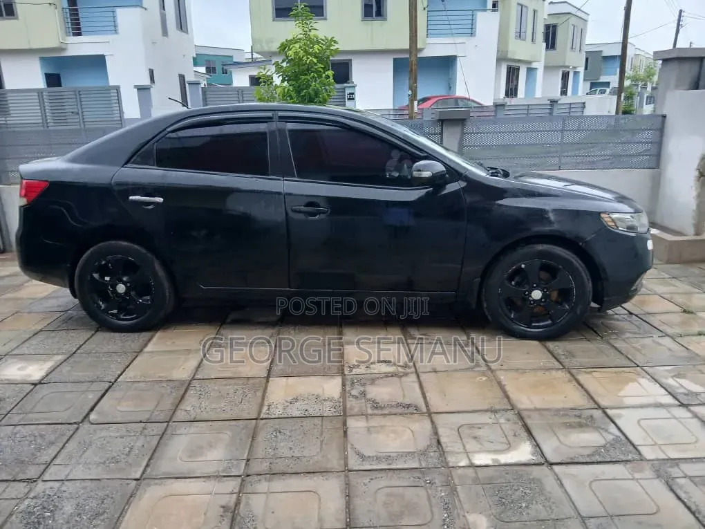 Kia Cerato 2010 Black