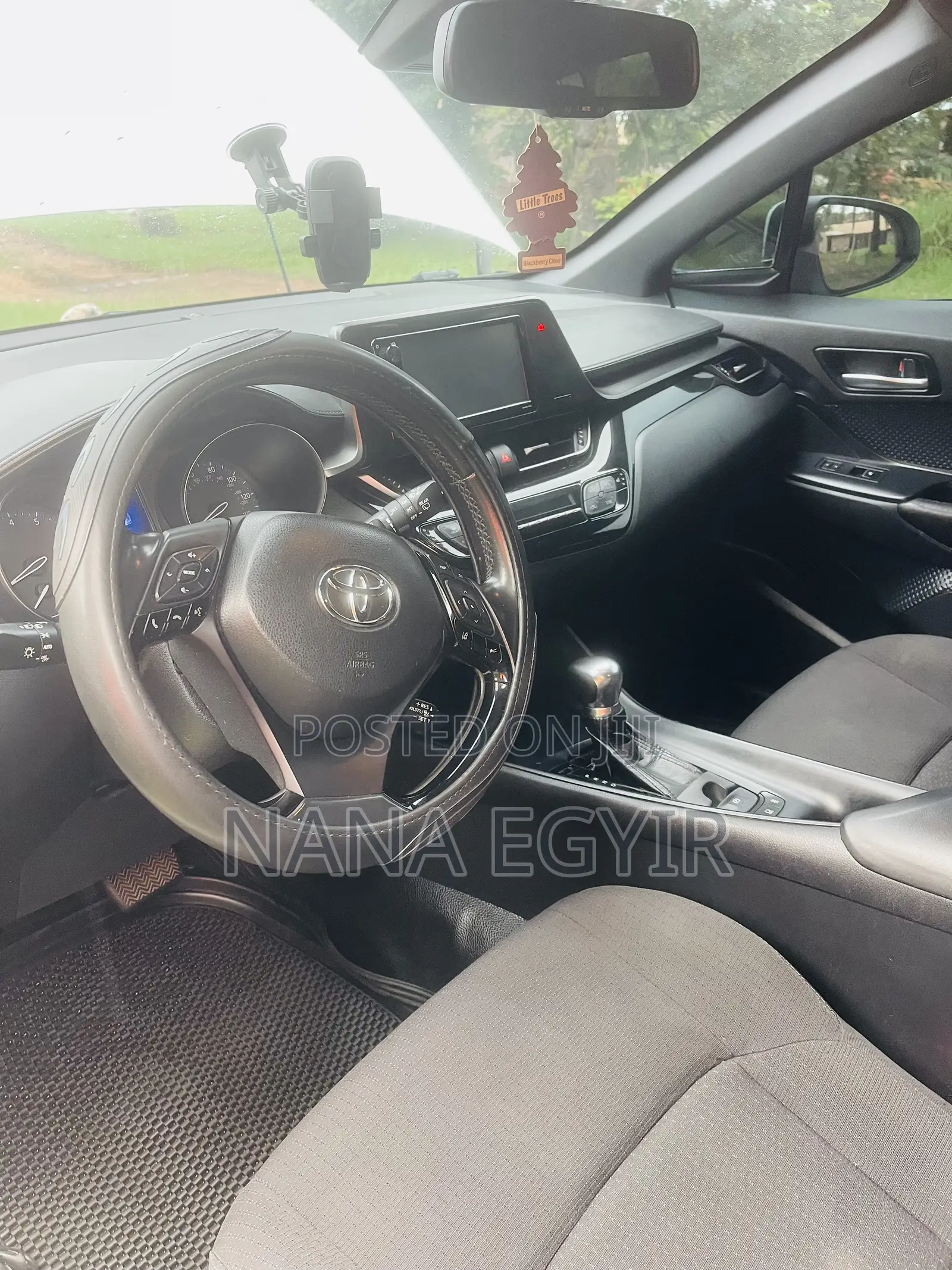 Toyota C-HR XLE Prermium FWD (2.0L 4cyl 2AM) 2018 White