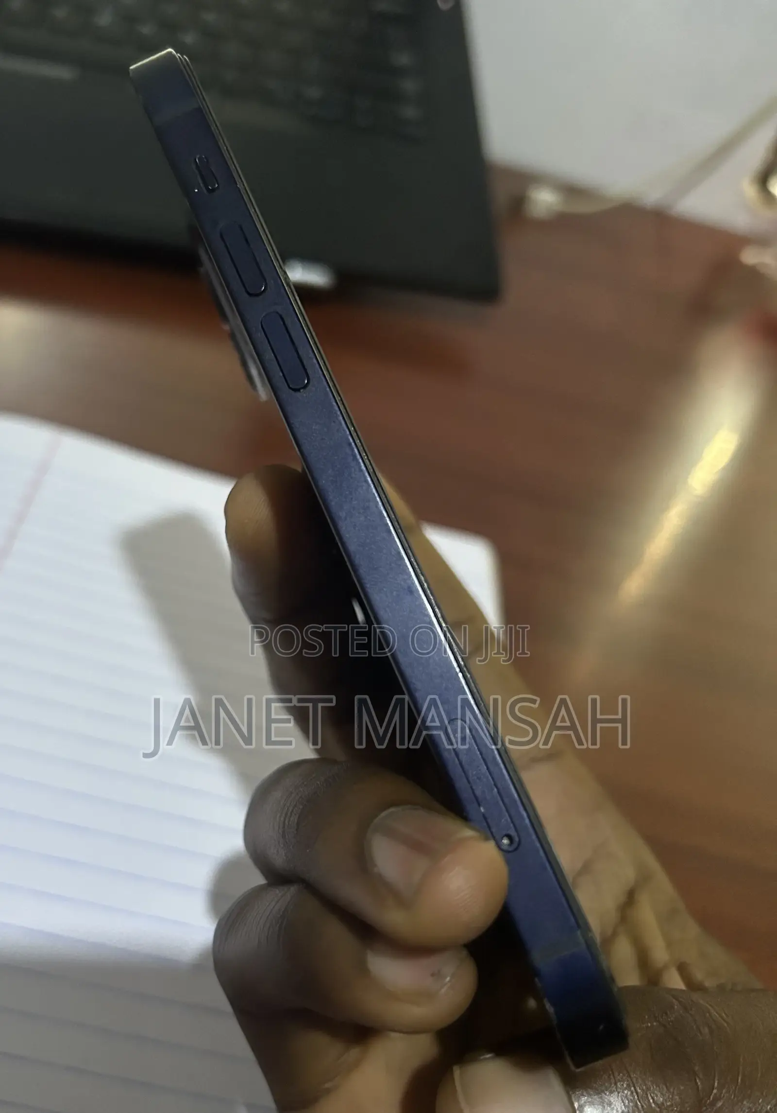 Apple iPhone 12 64 GB Black