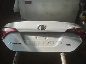 Toyota Corolla 2017 Boot