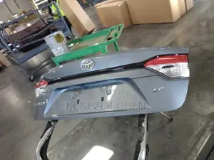 Toyota Corolla 2017 Boot