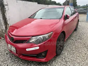 Toyota Camry 2014 Red