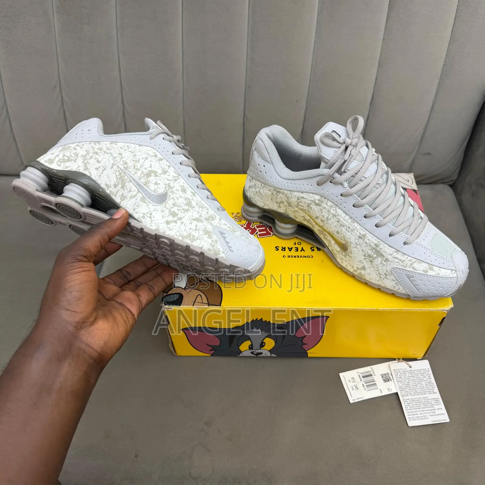 Nike Shox R4 Sneakers Available(Location: Adum Kumasi)