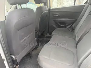 Nissan Versa 2010 Blue