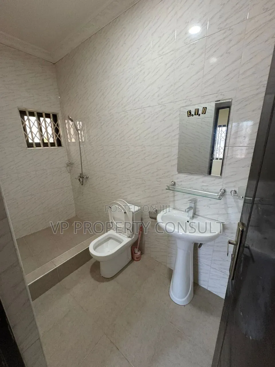 3bdrm House in Owusu Ansah for rent