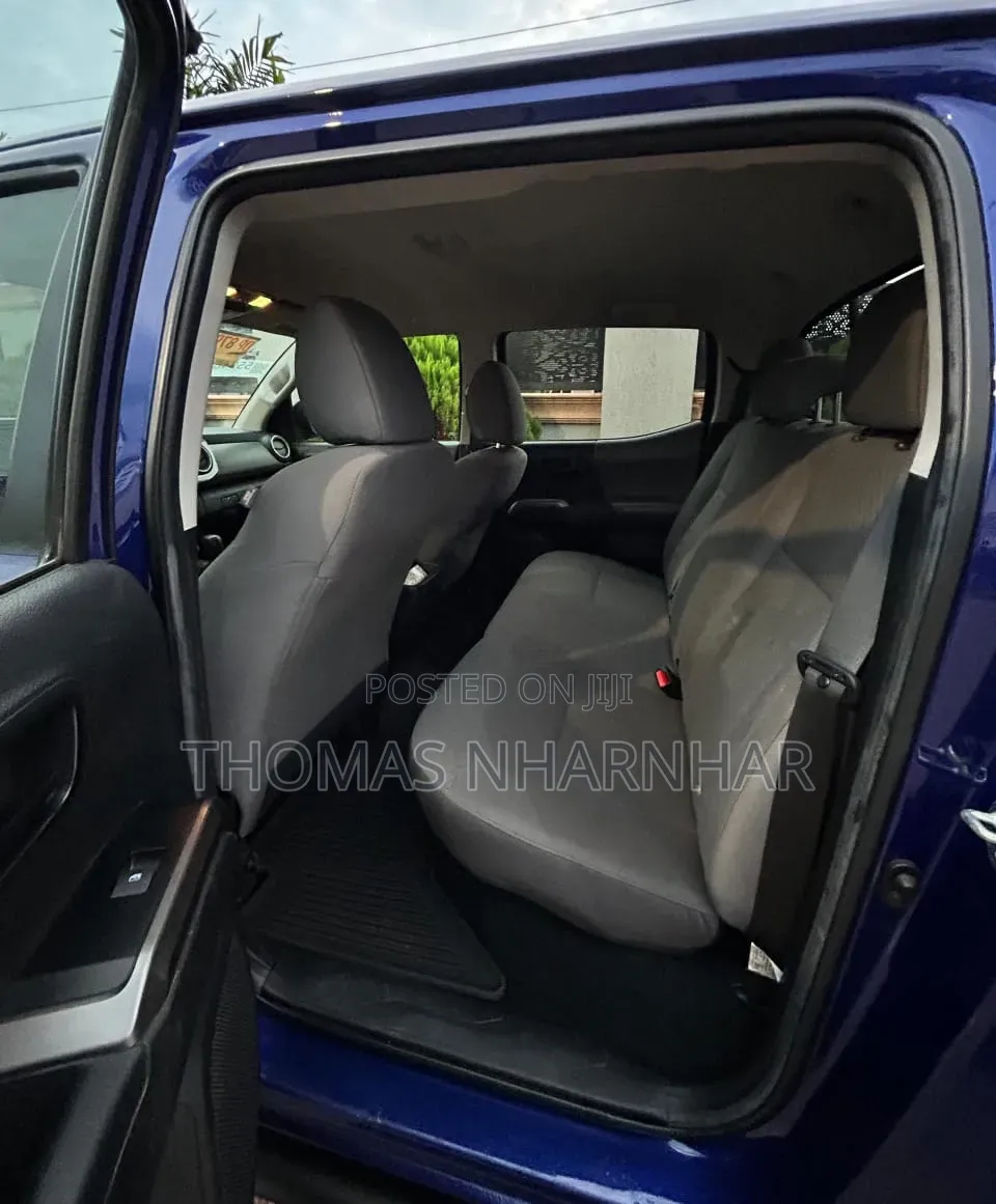 Toyota Tacoma 2023 Blue