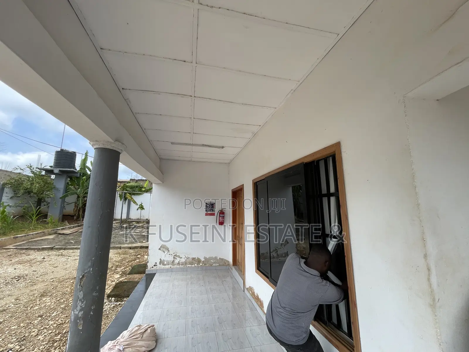 6bdrm House in K Fuseini Estate, Kumasi Metropolitan for sale