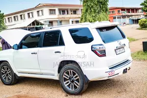 Toyota 4-Runner Limited 4dr SUV 4WD (4.0L 6cyl 5A) 2014 White