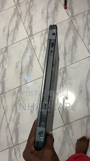 Laptop HP 240 G7 6GB Intel Core i3 HDD 1T