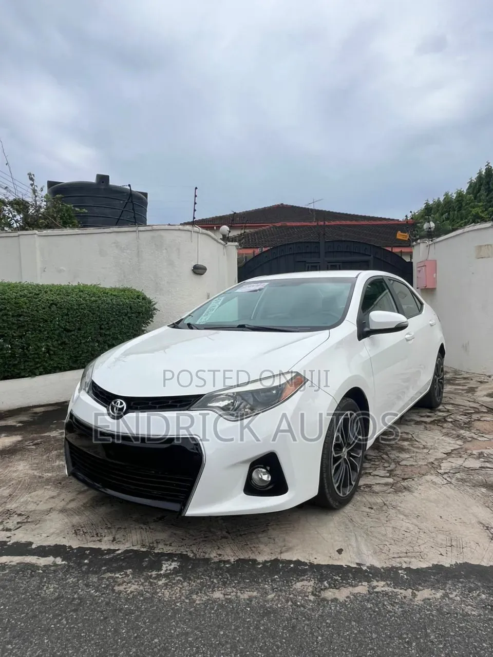 Toyota Corolla 2015 White