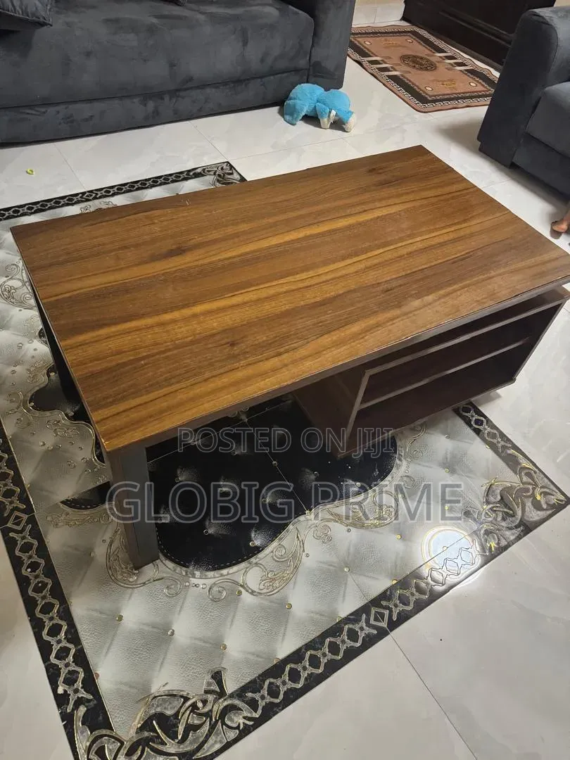 High Quality Center Table