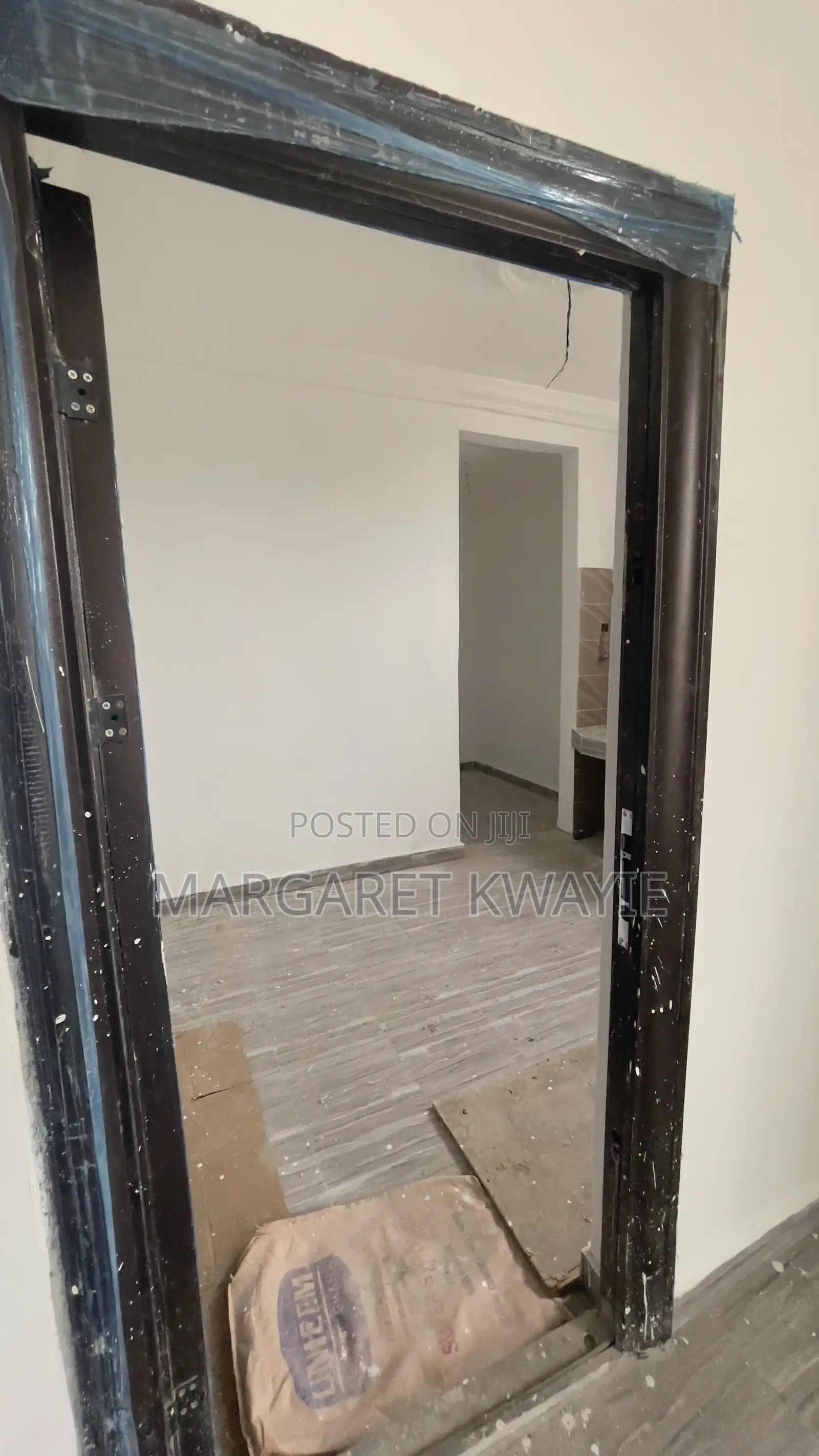 Furnished 1bdrm Block of Flats in Chamber And Hall, Kumasi Metropolitan