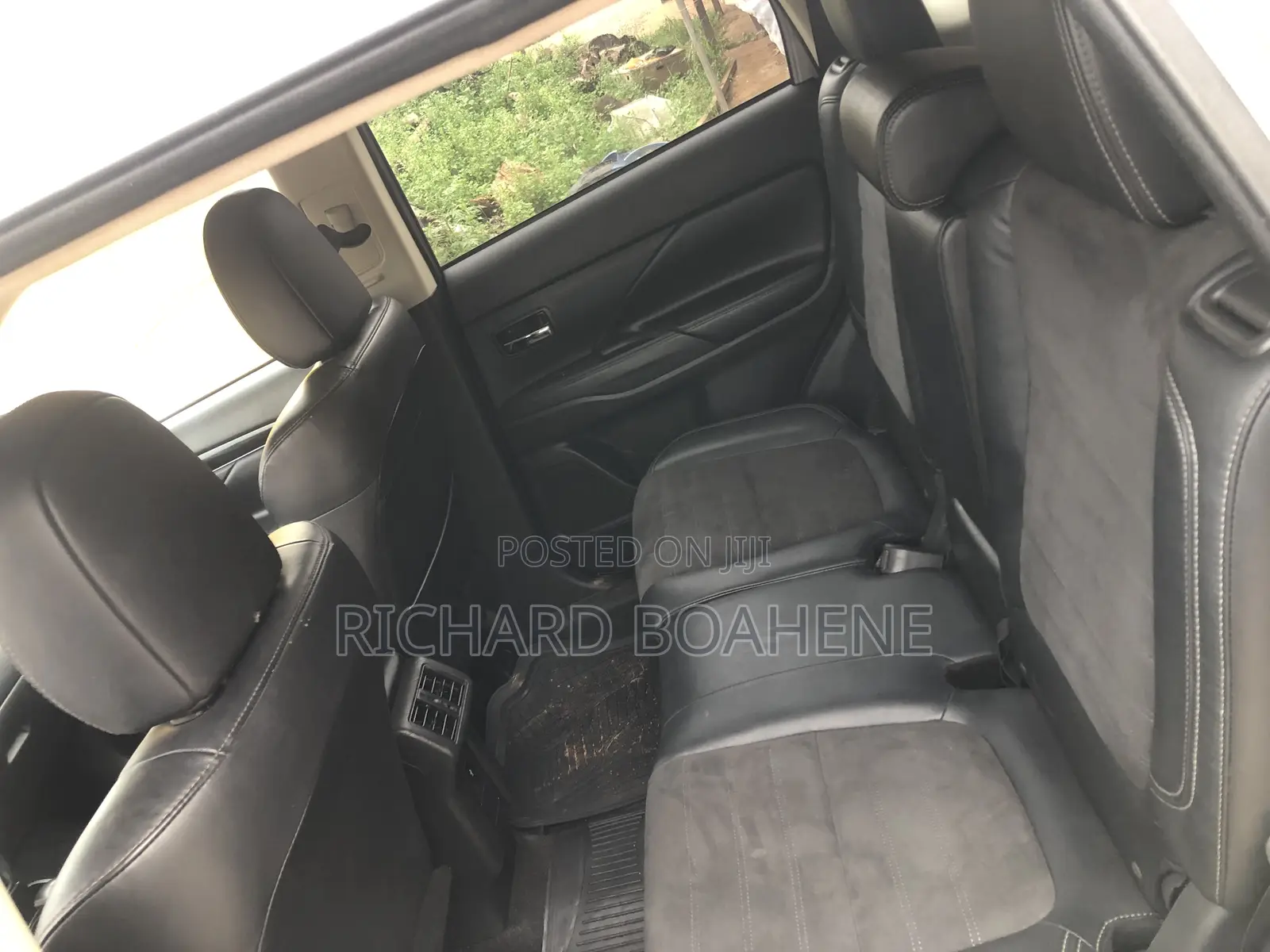 Mitsubishi Outlander 2019 Silver