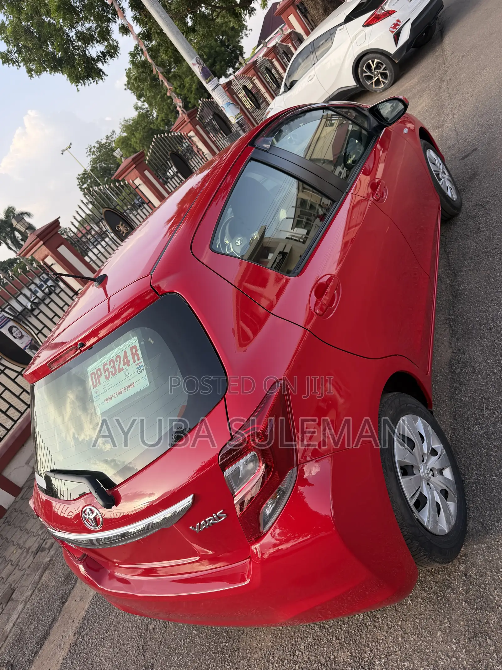 Toyota Yaris L Hatchback 3dr 2014 Red