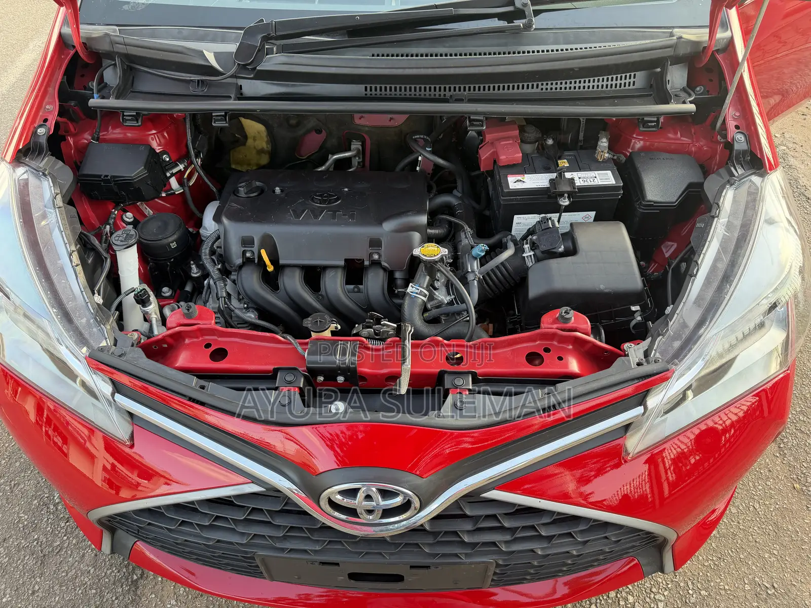 Toyota Yaris L Hatchback 3dr 2014 Red