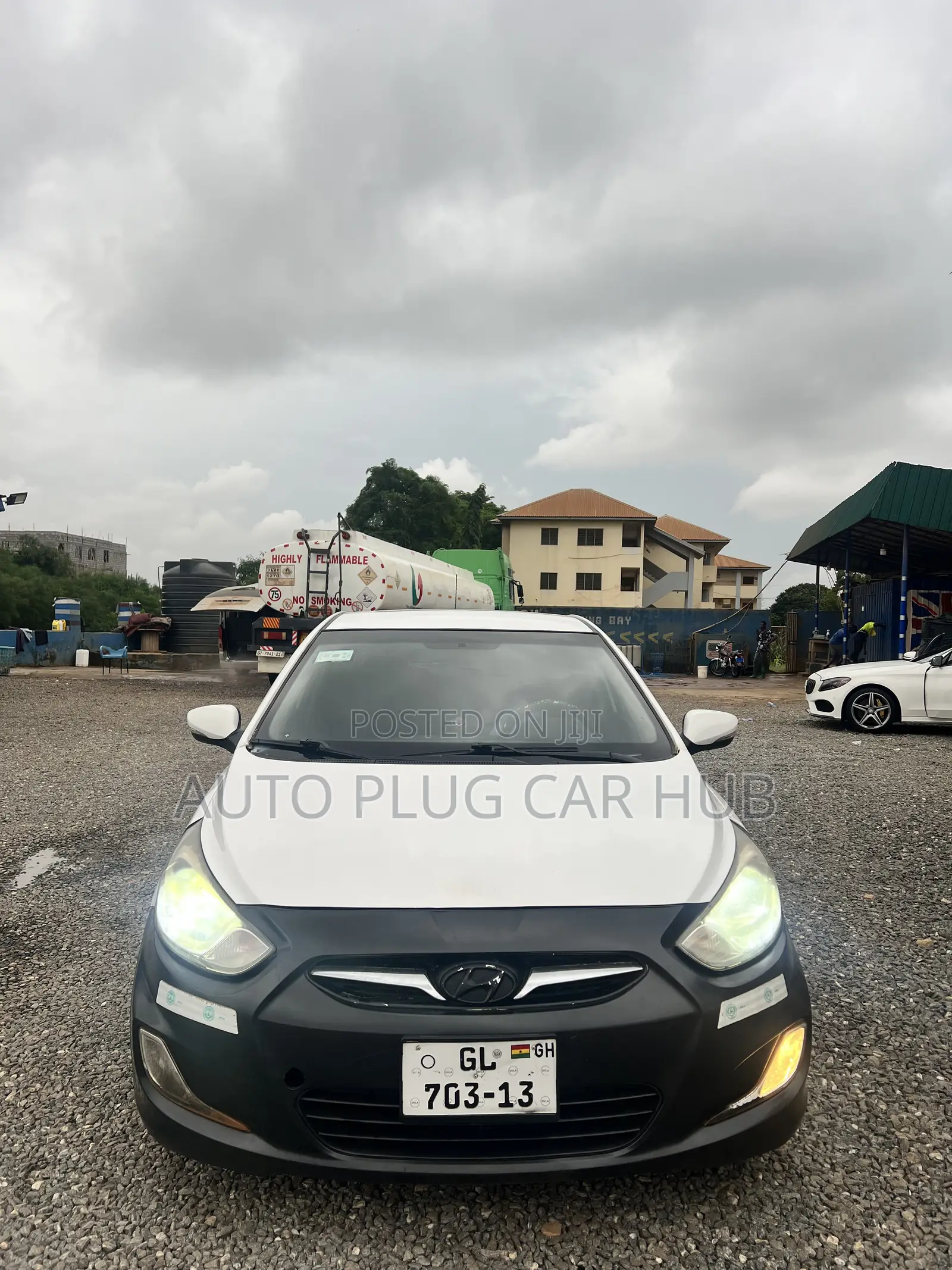 Hyundai Accent 2013 White