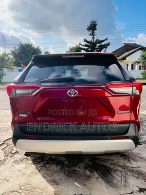 Toyota RAV4 Adventure 2019 Red
