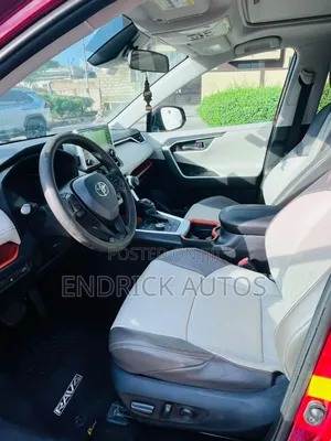 Toyota RAV4 Adventure 2019 Red