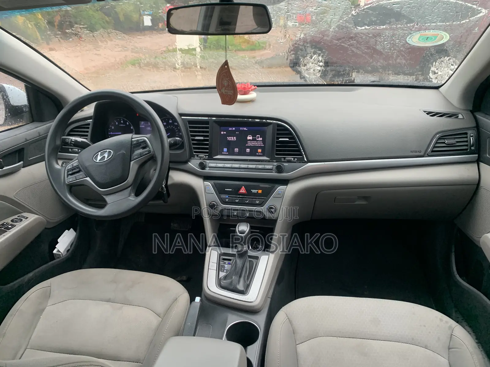 Hyundai Elantra 2017 White