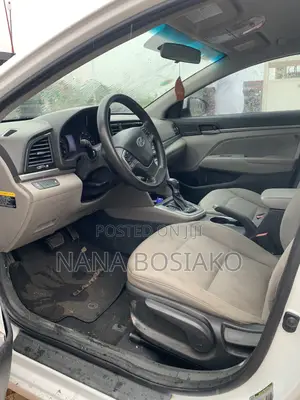 Hyundai Elantra 2017 White
