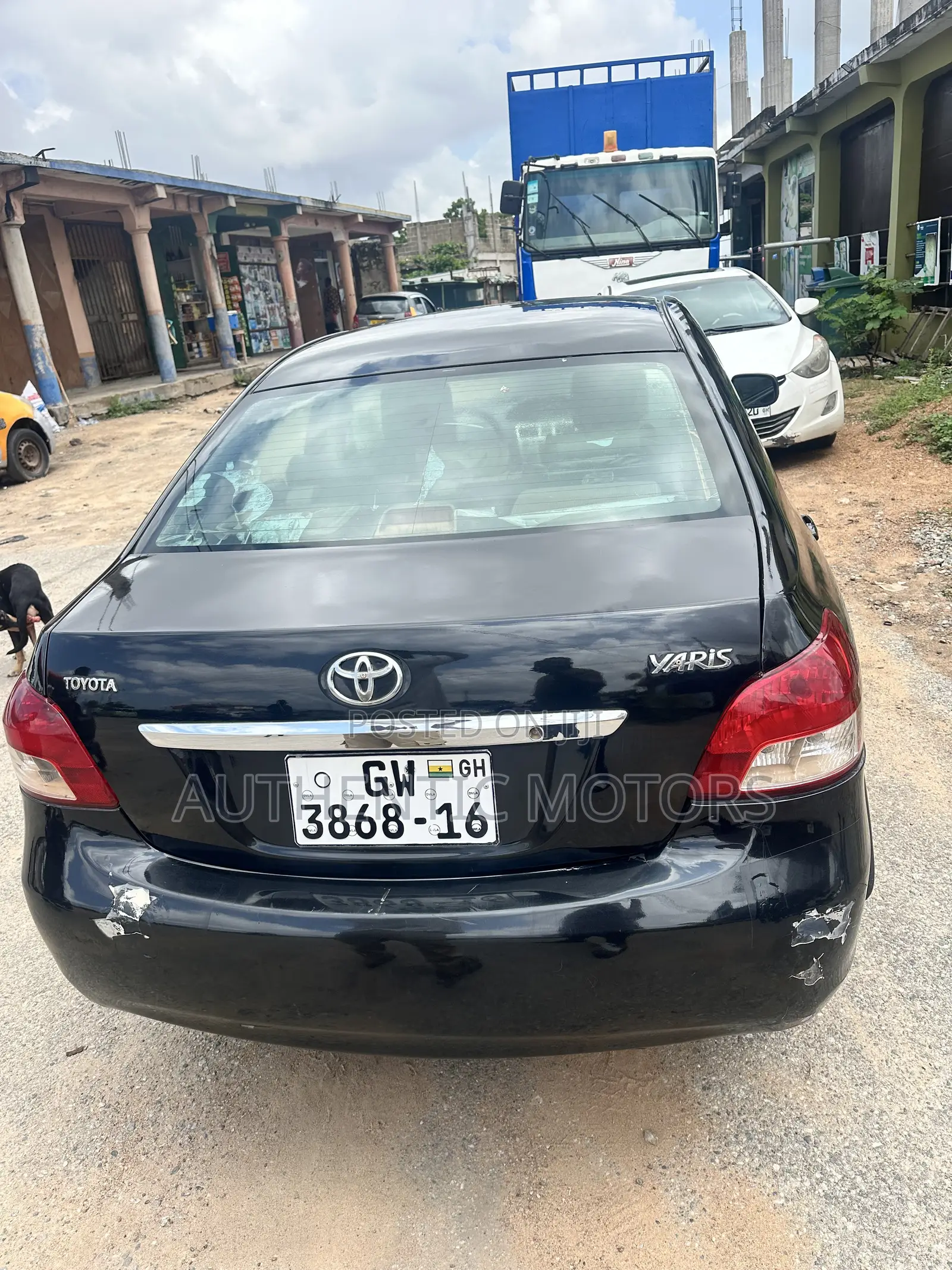 Toyota Yaris Base Sedan 4dr 2010 Black